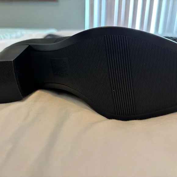 Naturalizer Black Heeled Genuine Leather Boots sz 8 Narrow Calf - Picture 3 of 13